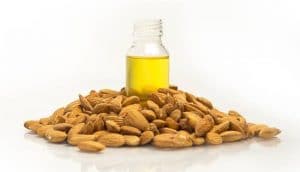 huiles essentielle d'amande douce